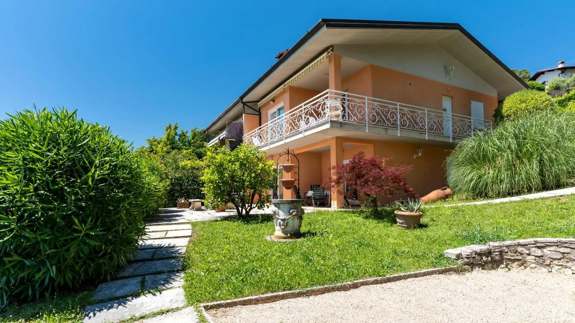 Casa Belvedere Toscolano Maderno Olaszország